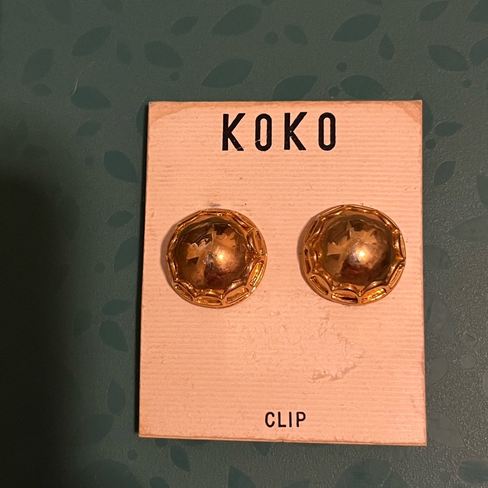 NWT Vintage KOKO Gold Clip on Earrings